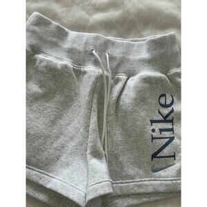 Nike Women’s Sweatshorts Gray Drawstring Size Small NWOT